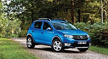 dacia-releases-first-pictures-all-new-sandero-stepway_1.jpg